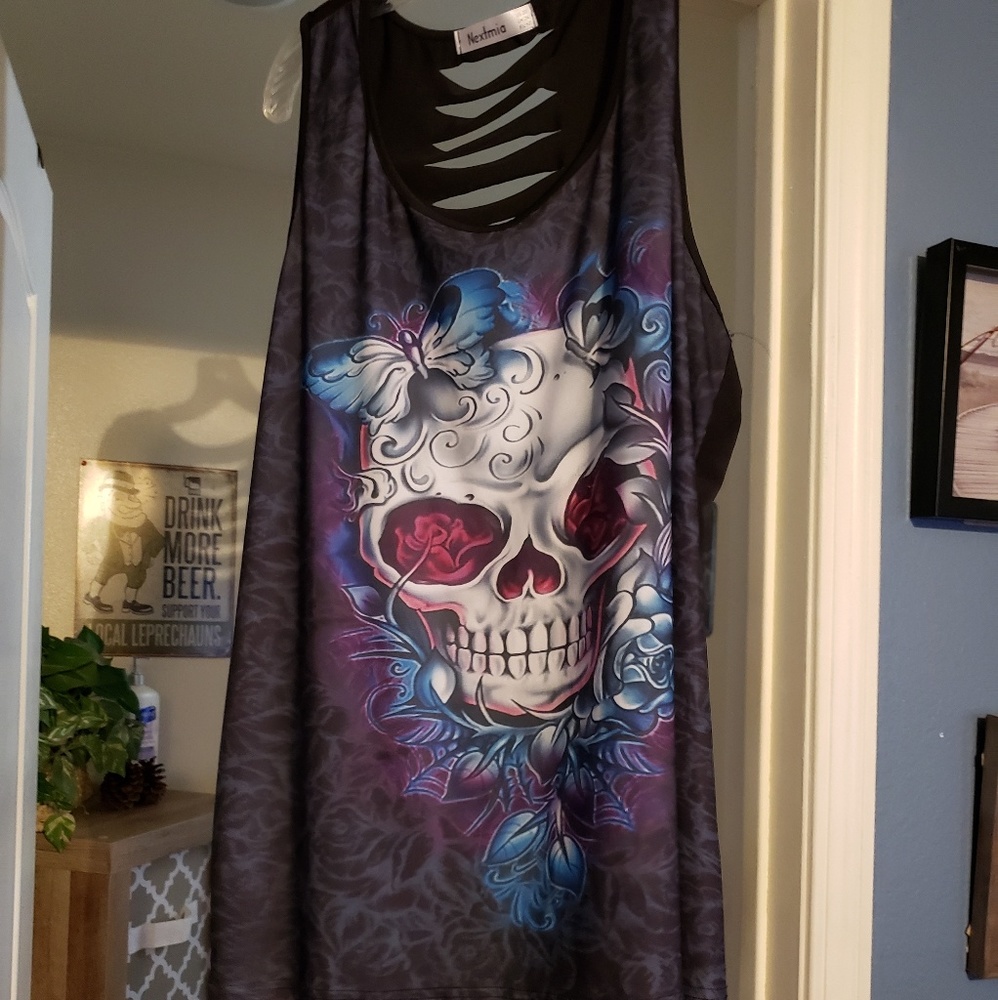 Skull tank top